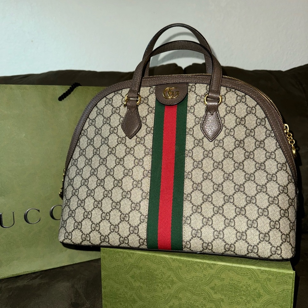 Gucci Ophidia GG medium top handle bag